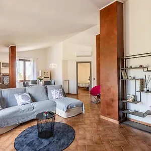 Theo House Appartamento